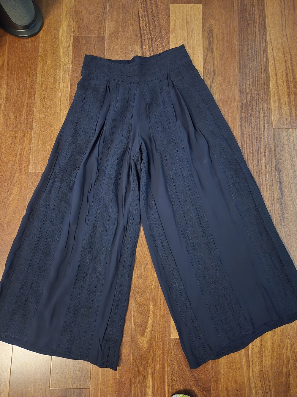 Sundance Flowing Black Wide-Leg Palazzo Pants